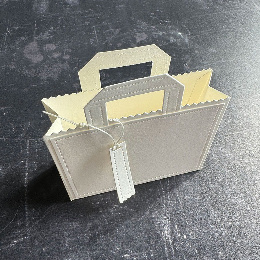 3D 크리스마스 선물 가방 태그 장식품, 콤비 스트라이 - Kraft Box Candle 리뷰 및 가격